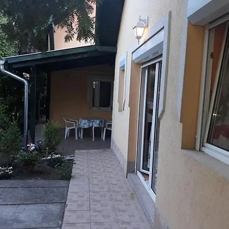 Kishaz Apartman Apartment Veresegyhaz